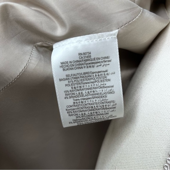 BCBGMaxAzaria NWT DerekCutaway Blazer in Light Stone Size X-Small - Picture 11 of 13